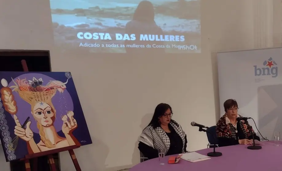 Viki Rivadulla e Tereixa Fern&aacute;ndez no acto "As Nosas Mulleres"