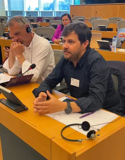 Xurxo Rodr&iacute;guez, respons&aacute;bel comarcal do BNG, nas xornadas de vivendda no Parlamento europeo