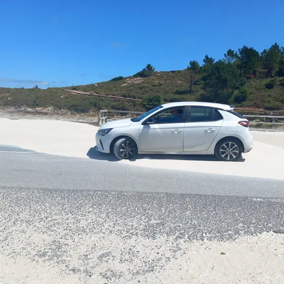 Duna formada na estrada AC-440, &aacute; entrada de Mux&iacute;a