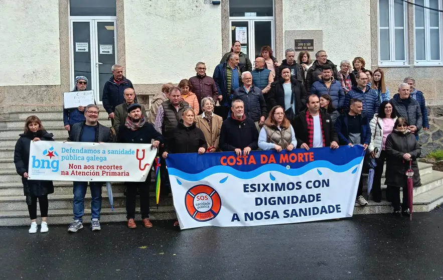 Concentraci&oacute;n pola atenci&oacute;n primaria en Baio, que foi apoiada polo BNG Costa da Morte (13/04/26)