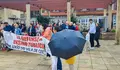 O BNG de Carnota critica os recortes educativos nos colexios públicos e amosa o seu apoio ás familias