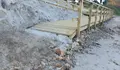 O BNG de Muxía denuncia as malas condicións dos accesos e equipamentos das praias e da pasarela de acceso á Cruz