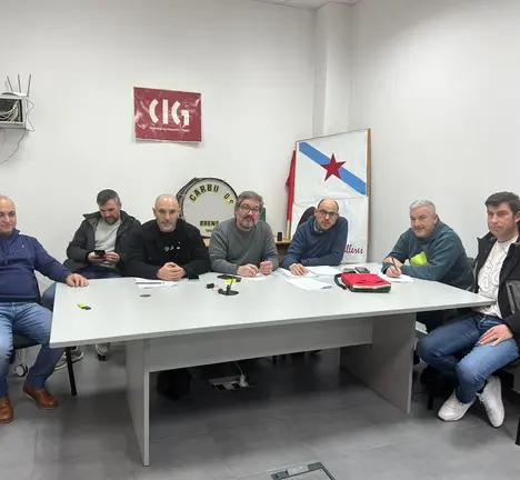Reuni&oacute;n do deputado Oscar Insua coa secci&oacute;n da CIG en Xeal