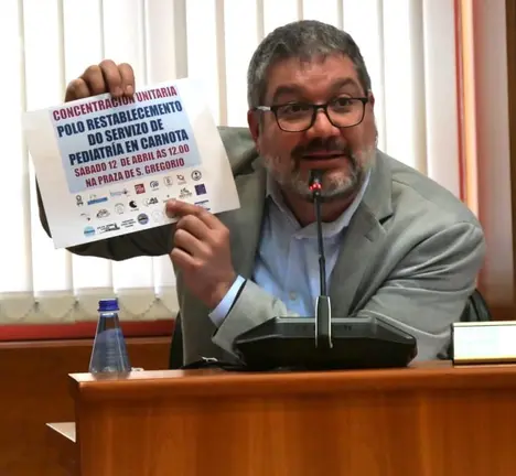 Oscar Insua na comisi&oacute;n parlamentaria 29-04-25