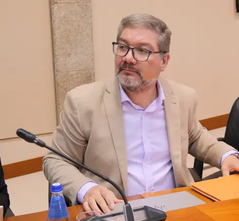 Oscar Insua en comisi&oacute;n parlamentaria