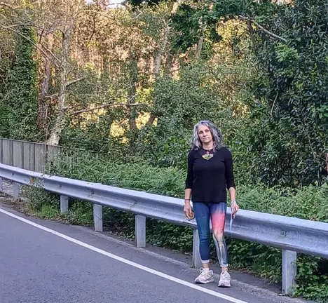 Merc&eacute; Barrientos na ponte da Pontenova