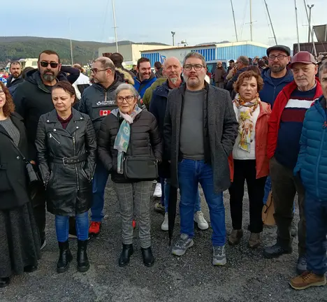 Membros do BNG da Costa da Morte na manifestaci&oacute;n de apoio &aacute; frota de pesca artesanal, celebrada en Corcubi&oacute;n (19/01/26)